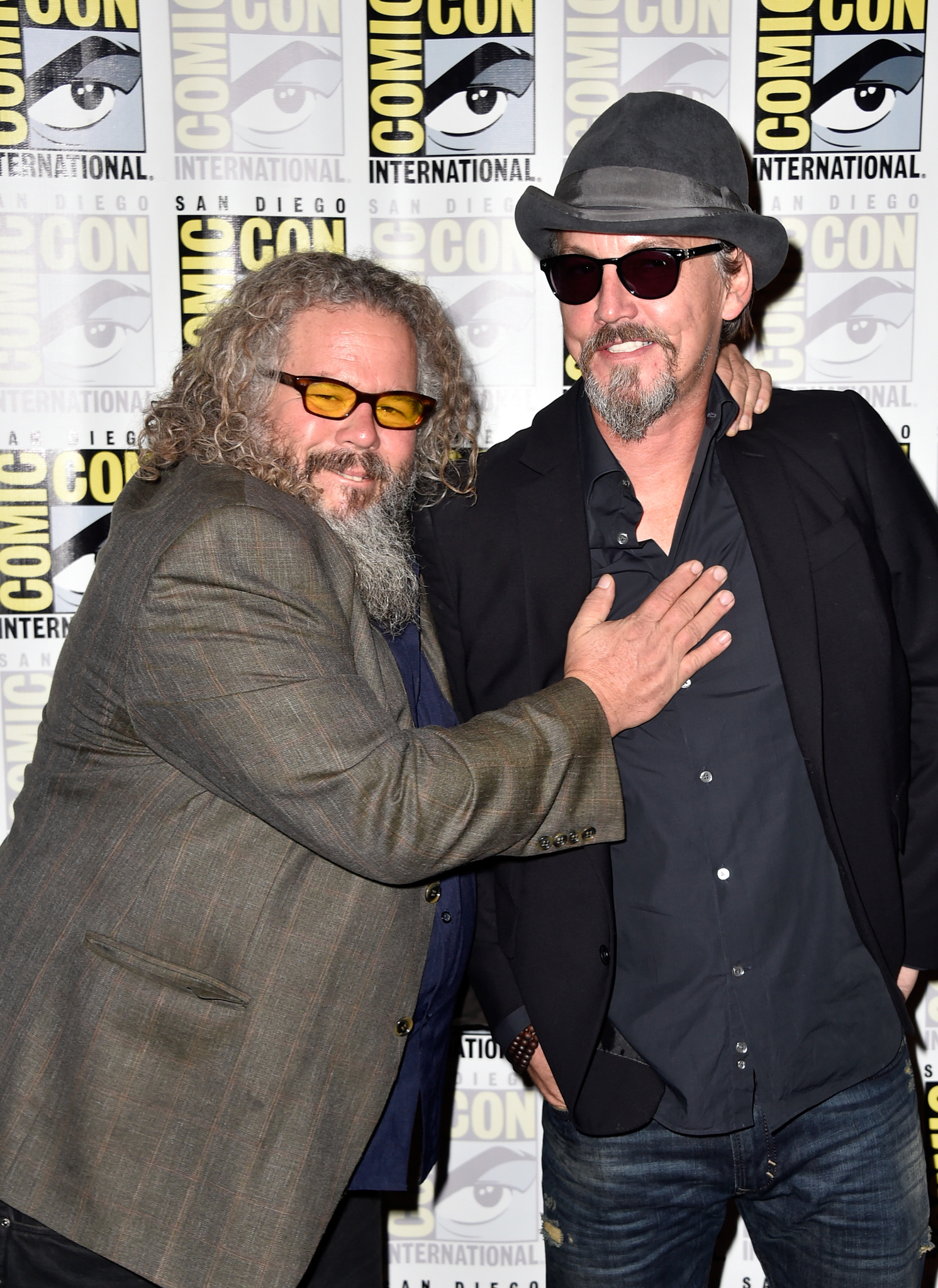 Tommy Flanagan and Mark Boone at event of Sons of Anarchy (2008)