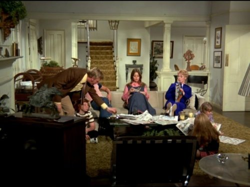 Still of Susan Dey, Danny Bonaduce, Shirley Jones and Dave Madden in The Partridge Family (1970)