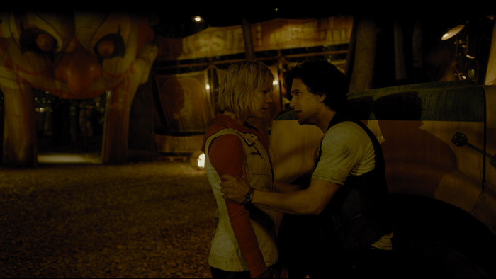 Still of Adelaide Clemens and Kit Harington in Silent Hill: Revelation 3D (2012)