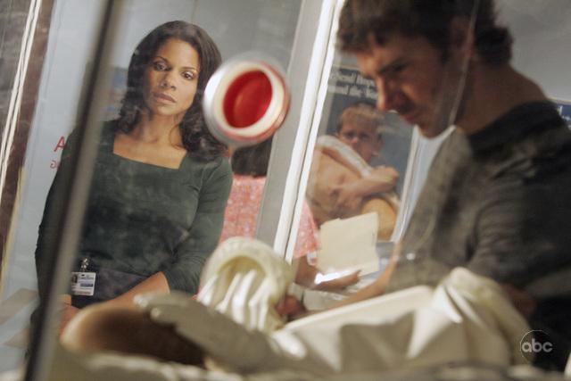 Still of Audra McDonald in Private Practice (2007)