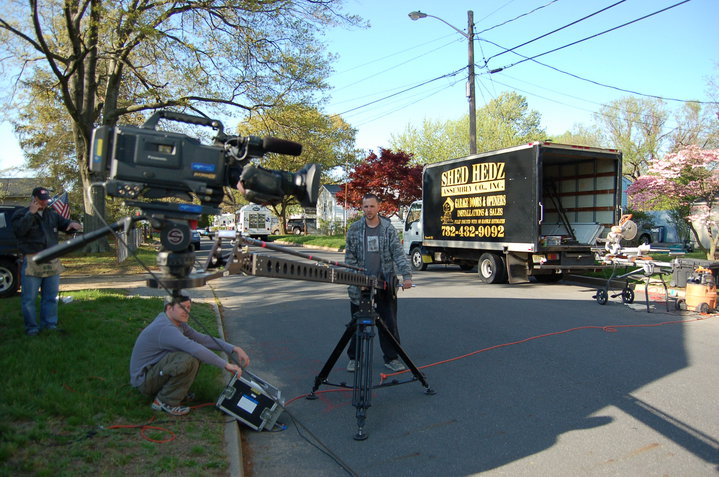 On set of Man Caves in New Jersey operating Jib