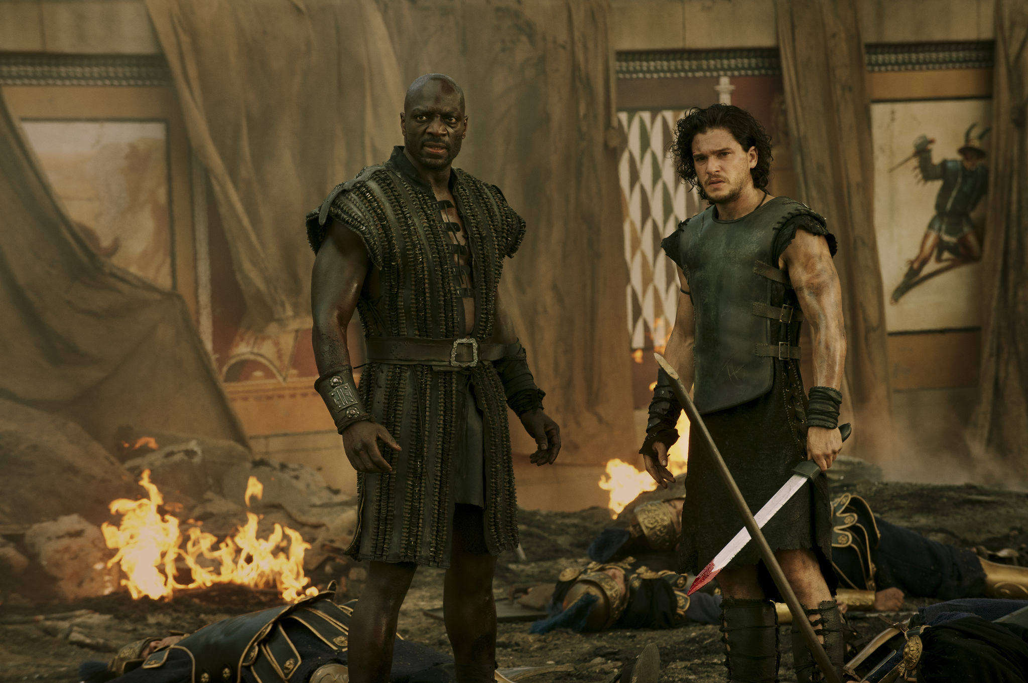 Still of Adewale Akinnuoye-Agbaje and Kit Harington in Pompeja (2014)