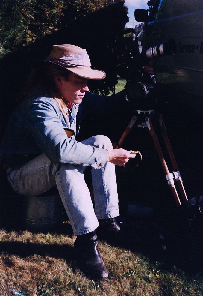 Vancouver Vagabond Heath Tait shoots time lapse clouds with a Bolex EL 16mm. April 2002.