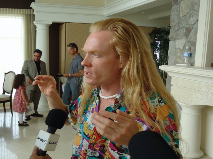 Vancouver Vagabond Heath Tait speaks with local media at the 13th annual Okanagan International Film Festival.