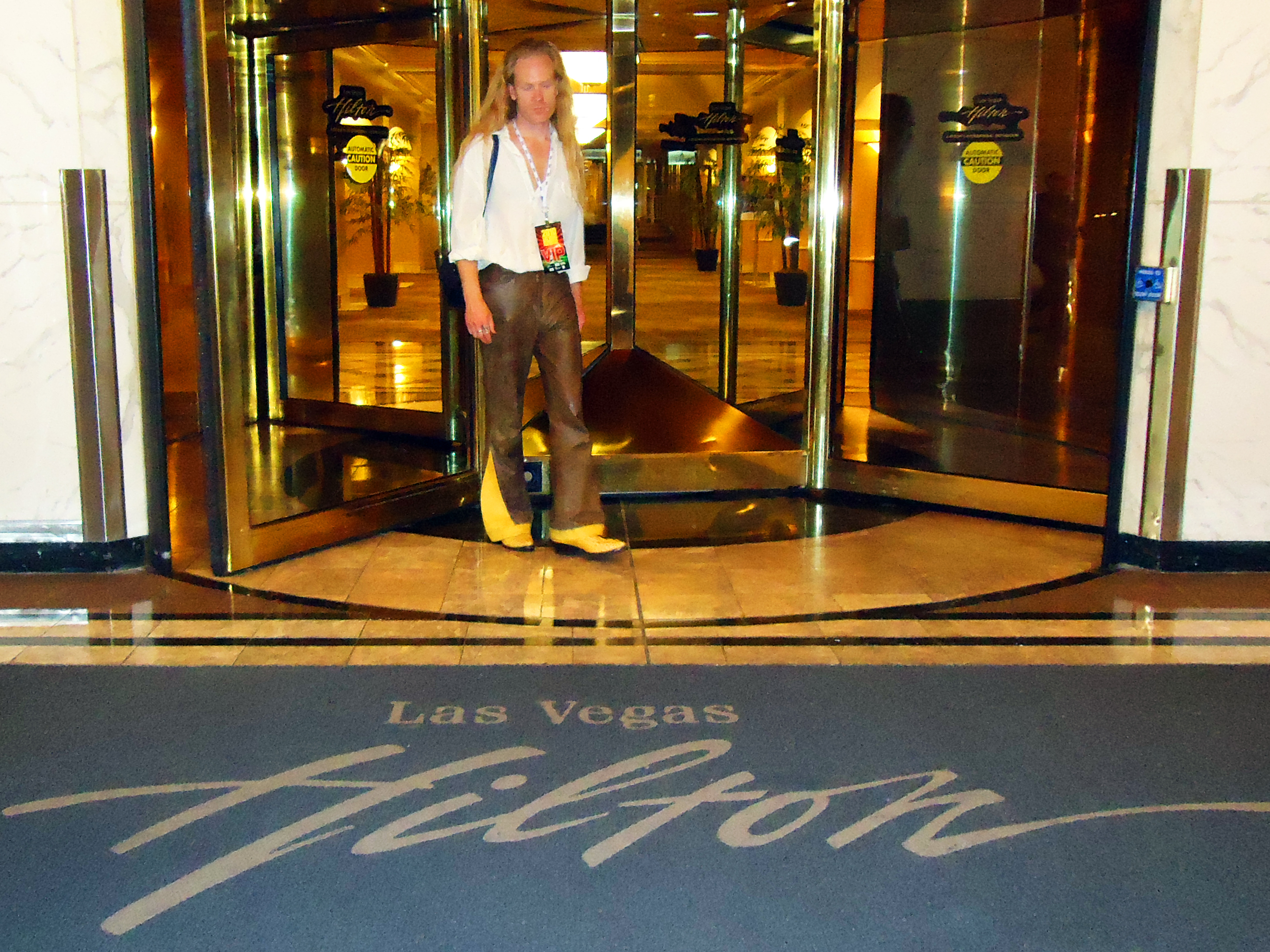 Elvis' last exclusive showroom (1969-76), the Las Vegas Hilton 1970-2012, opened in '69 as the 