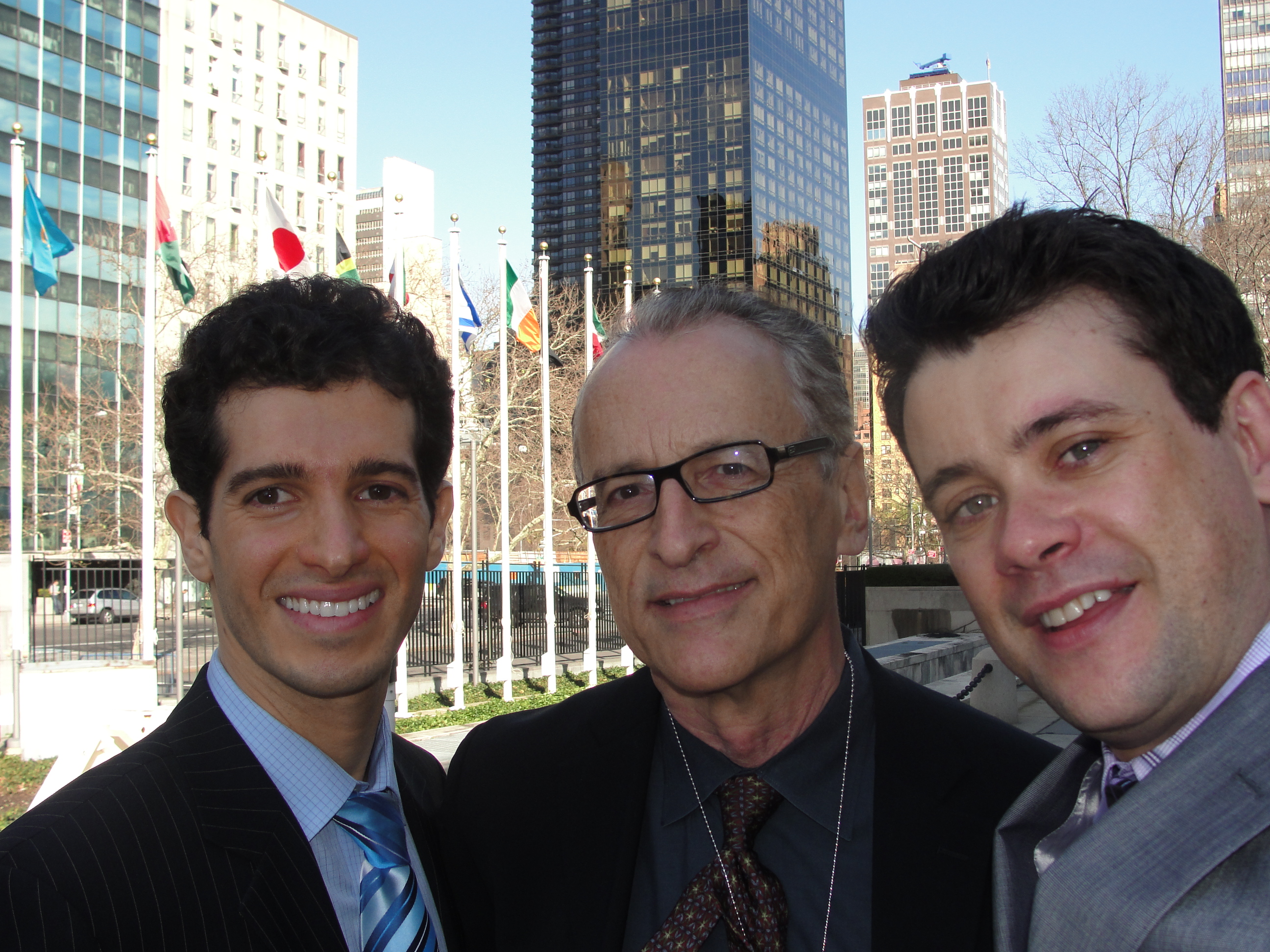 Marcelo Nigri, Jorge Pontual and Yves Goulart / Beyond the Light, United Nations (New York)