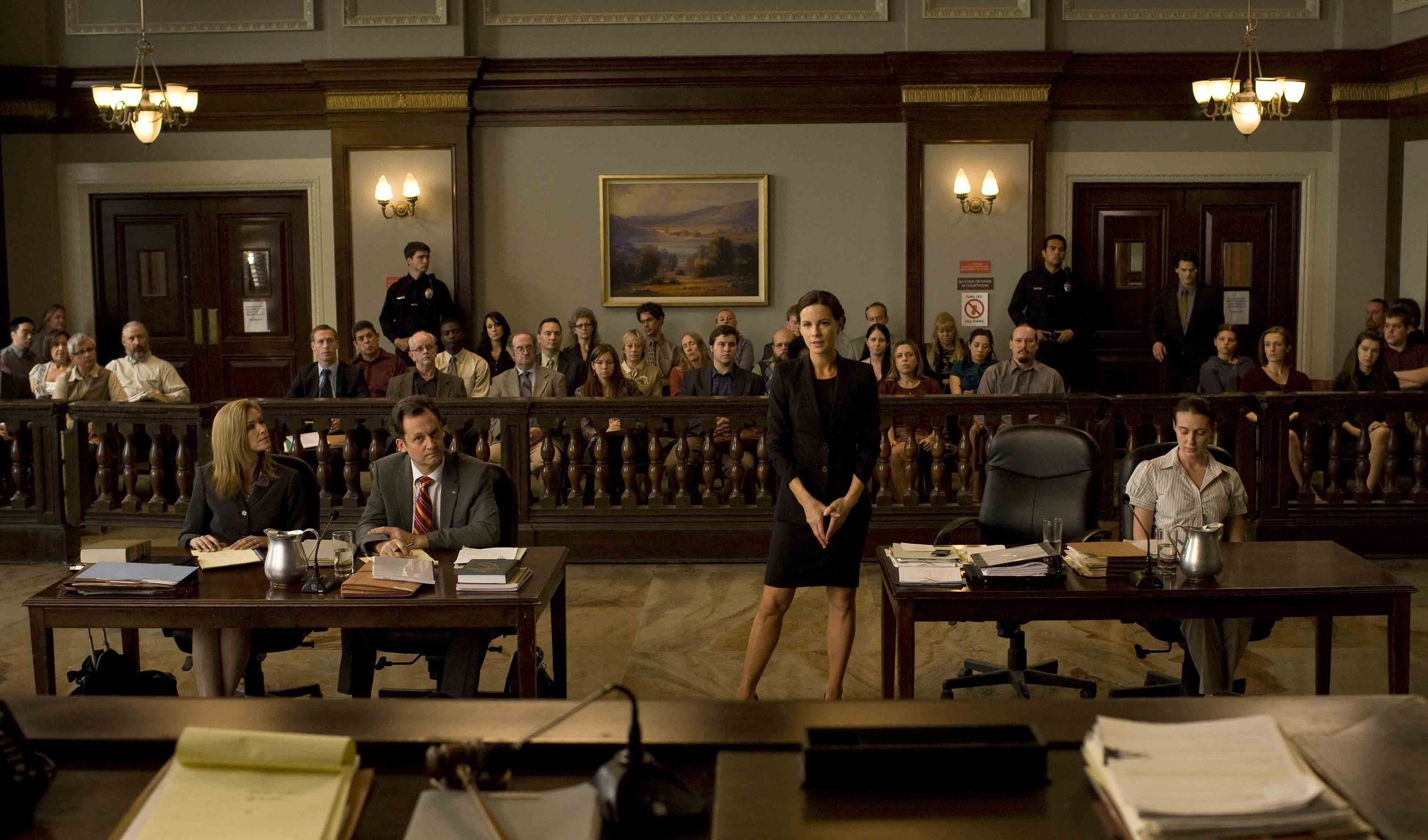 Kate Beckinsale and Anna Anissimova in The Trials of Cate McCall (2013)