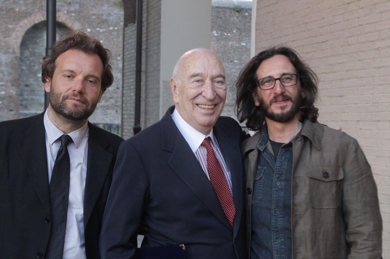 Giuliano Montaldo 'Best Actor' at Silver Ribbon 2013 for Quattro Volte Vent'Anni directed by Marco Spagnoli. Director Daniele Vicari on the right