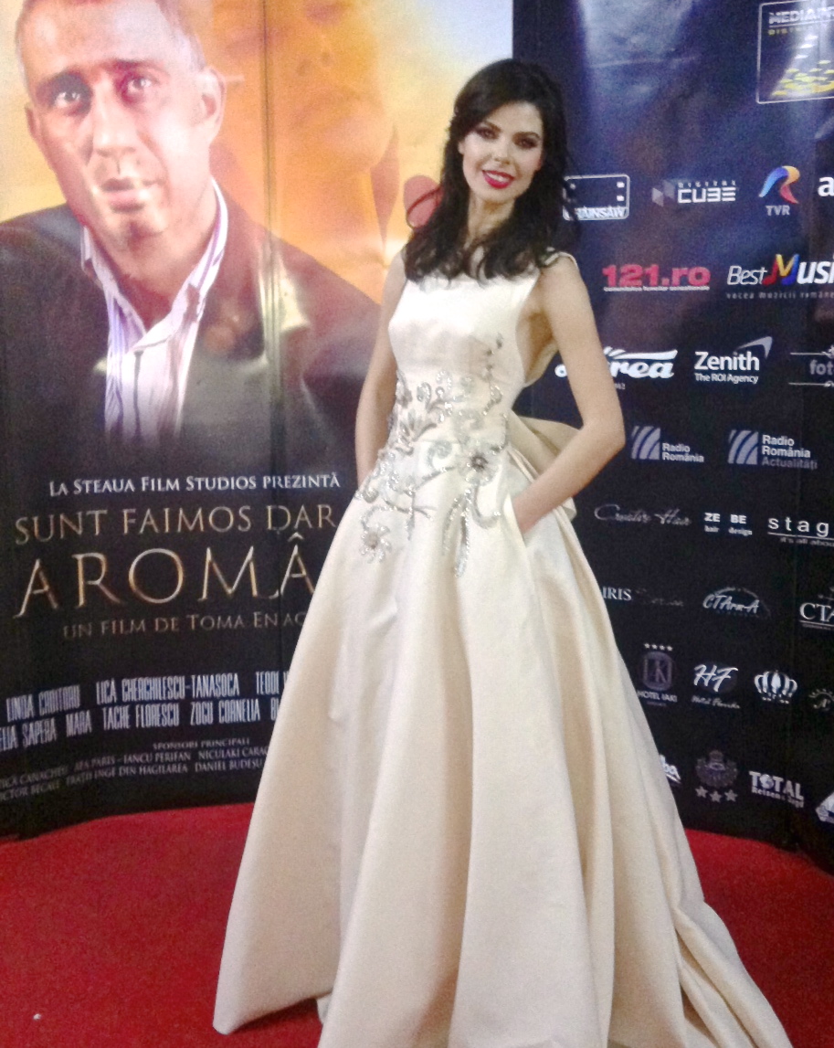 Linda Taylor, attending the premiere of the movie I'm Not Famous But I'm Aromanian, in Bucharest, Romania