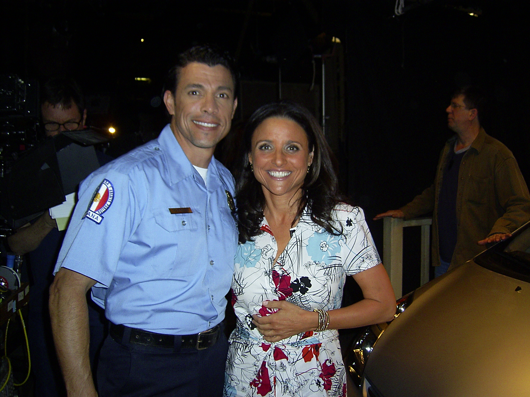 Al Coronel and Julia Louis-Dreyfus on the set of New Adventures of Old Christine