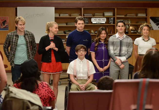 Still of Vanessa Lengies, Darren Criss, Jenna Ushkowitz and Chord Overstreet in Glee (2009)