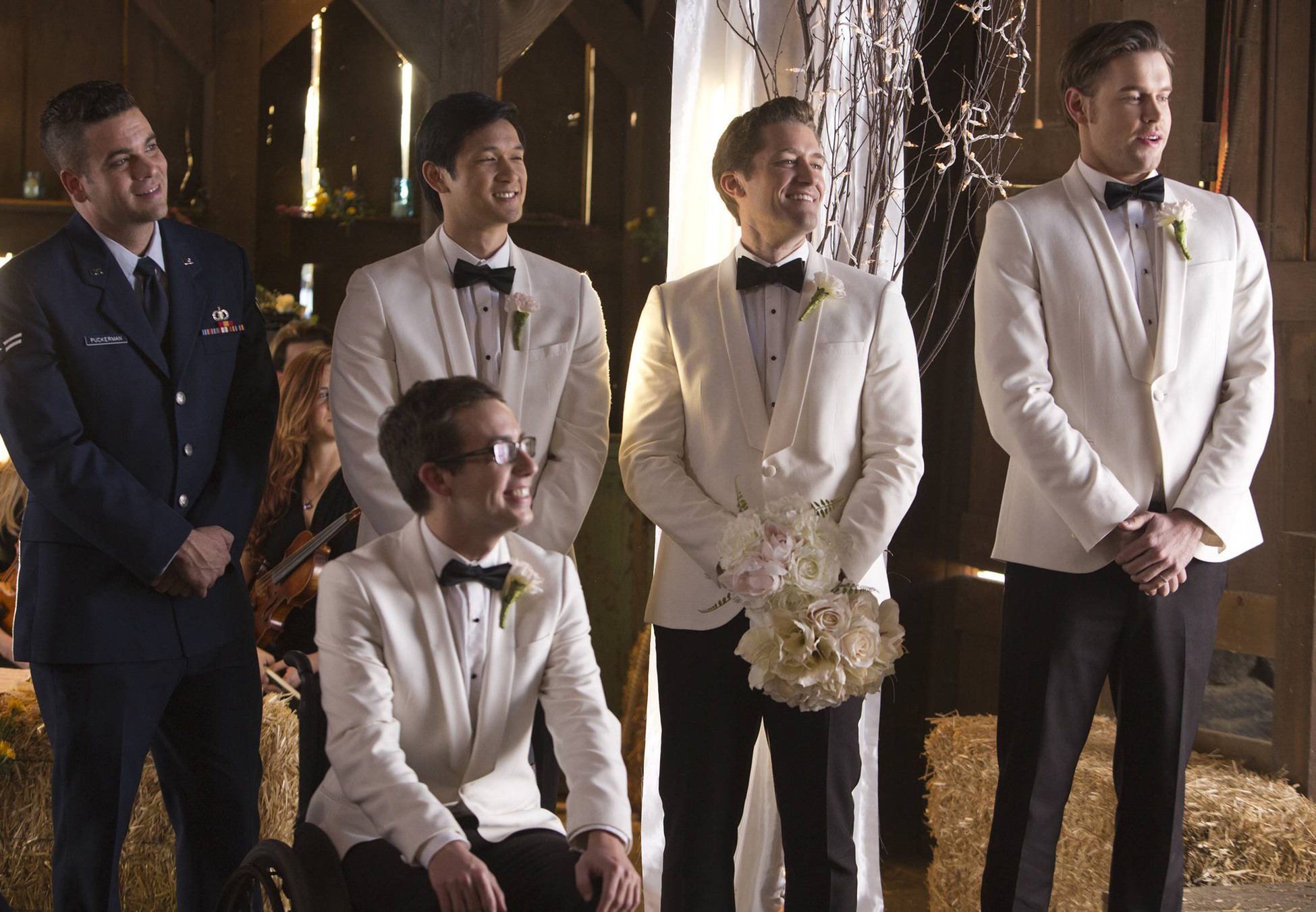 Still of Mark Salling, Matthew Morrison, Harry Shum Jr., Kevin McHale and Chord Overstreet in Glee (2009)