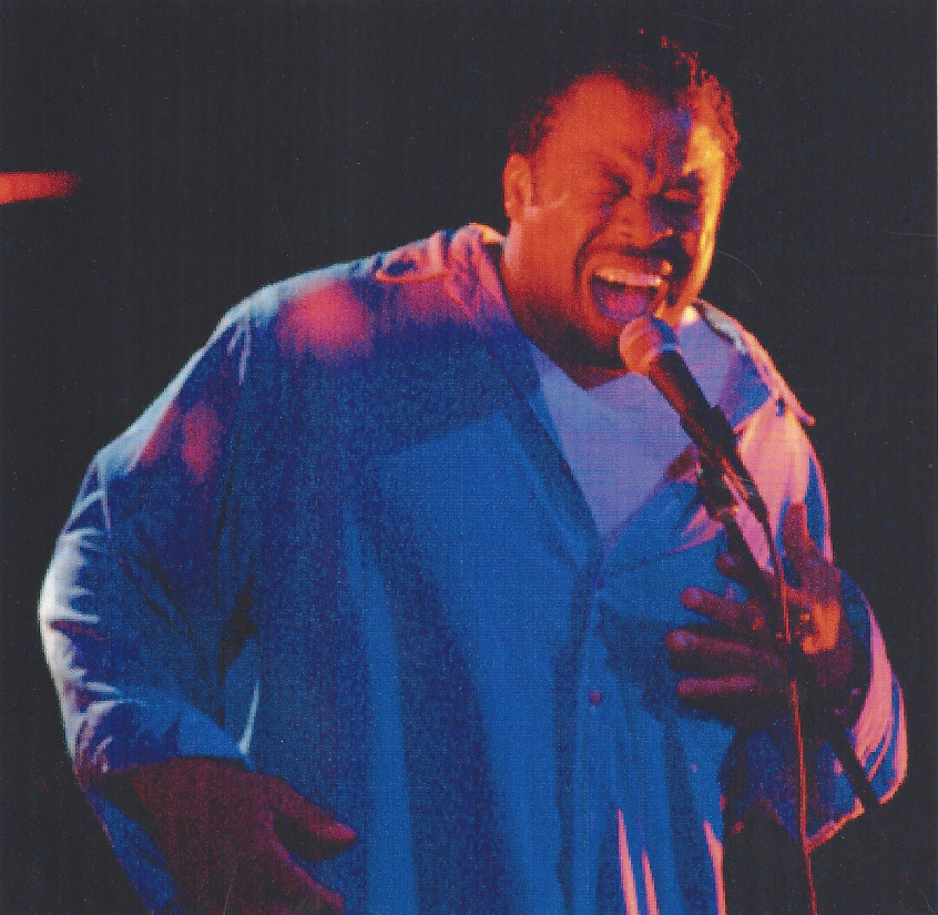 Charles Emmett singing with the Aussie band BROTHER in San Pedro, CA December 2002