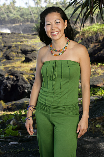Still of Elizabeth Kim in Survivor (2000)