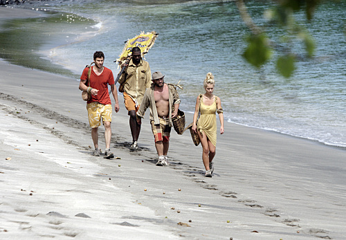 Still of Jaison Robinson, Russell Hantz, Natalie White and Mick Trimming in Survivor (2000)