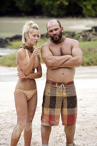 Still of Russell Hantz and Natalie White in Survivor (2000)