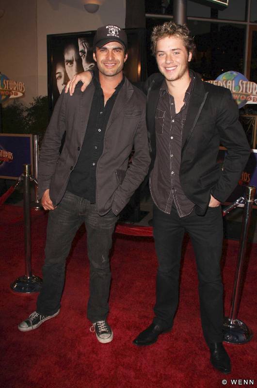 Owen Stanley, Jeremy Sumpter World Premiere Of 'Fast & Furious' held at the Gibson Amphitheatre Universal City, California - 12.03.09