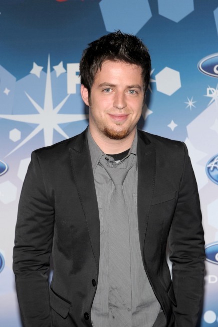 Still of Lee DeWyze in American Idol: The Search for a Superstar (2002)