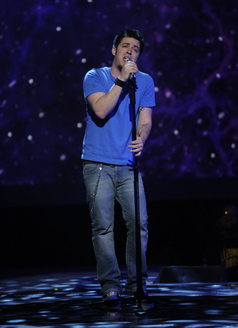 Still of Lee DeWyze in American Idol: The Search for a Superstar: Top 10 Male Semifinalists Perform (2010)