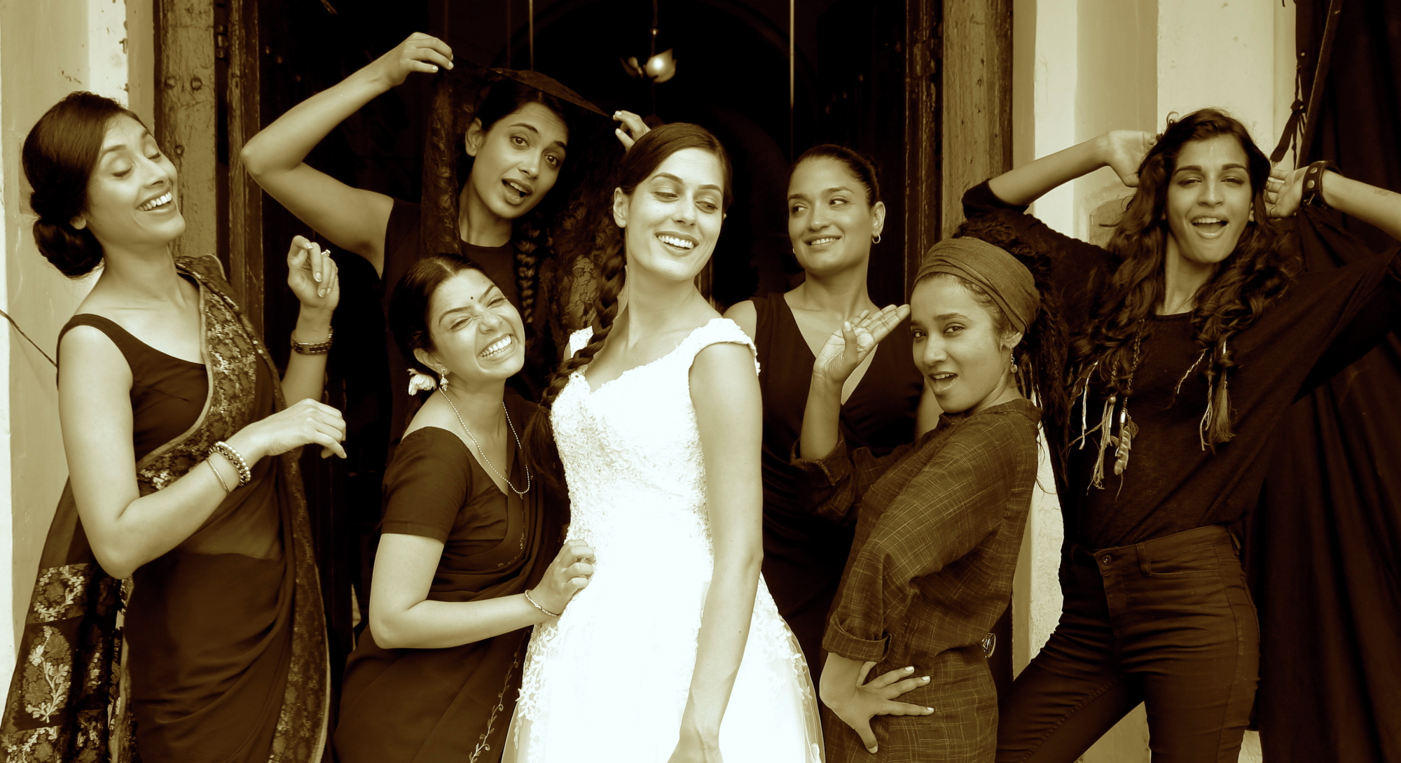 Still of Sandhya Mridul, Tannishtha Chatterjee, Sarah-Jane Dias, Amrit Maghera, Anushka Manchanda, Pavleen Gujral and Rajshri Deshpande in Angry Indian Goddesses (2015)