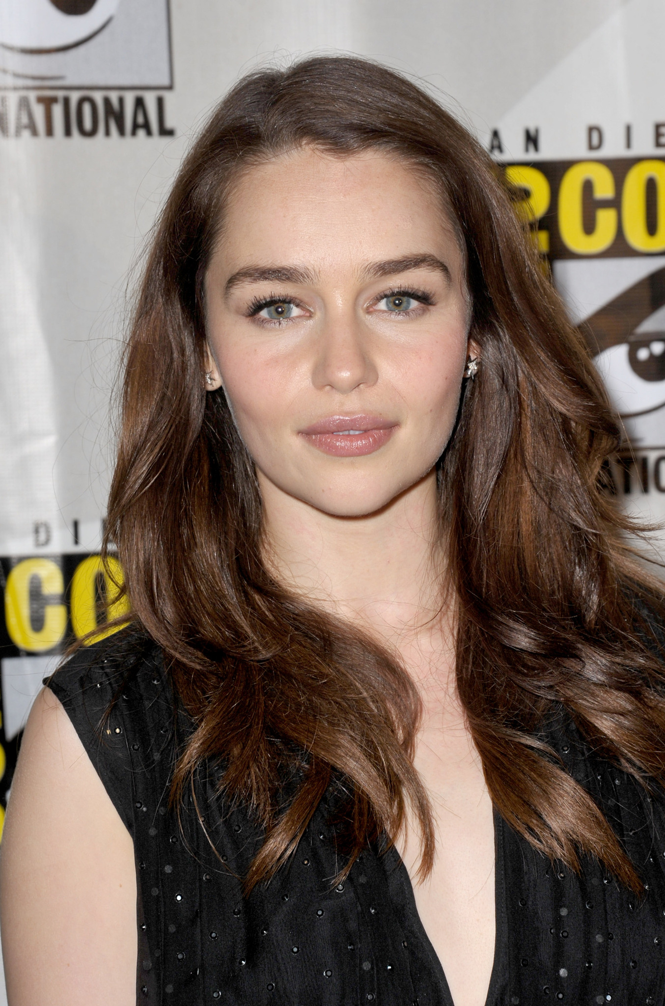 Emilia Clarke at event of Sostu karai (2011)