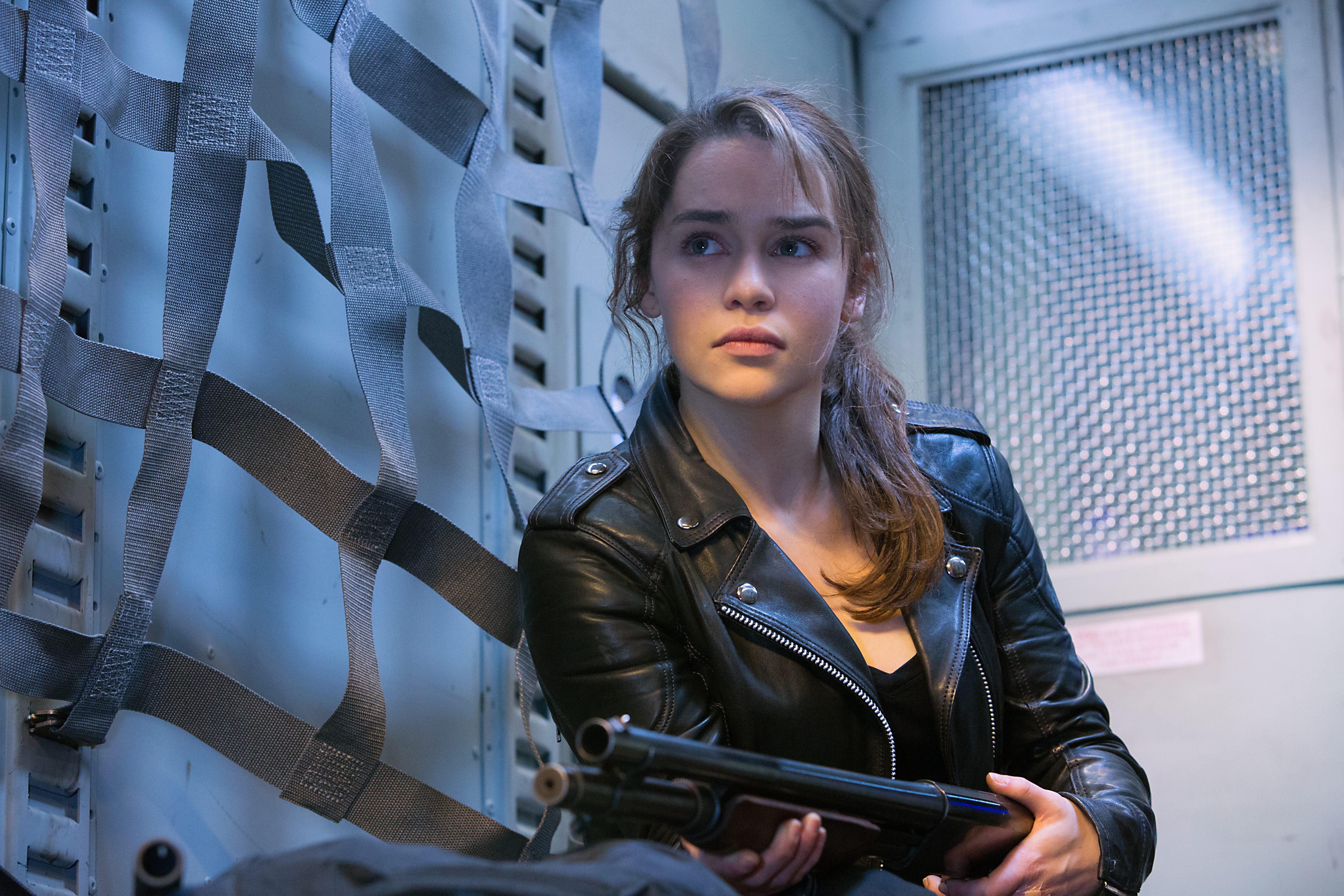 Still of Emilia Clarke in Terminator Genisys (2015)