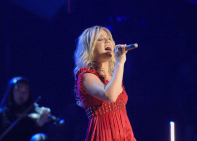 Kelly Clarkson at event of The 48th Annual Grammy Awards (2006)