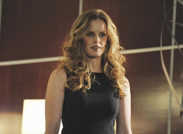 Still of Rebecca Mader in No Ordinary Family (2010)