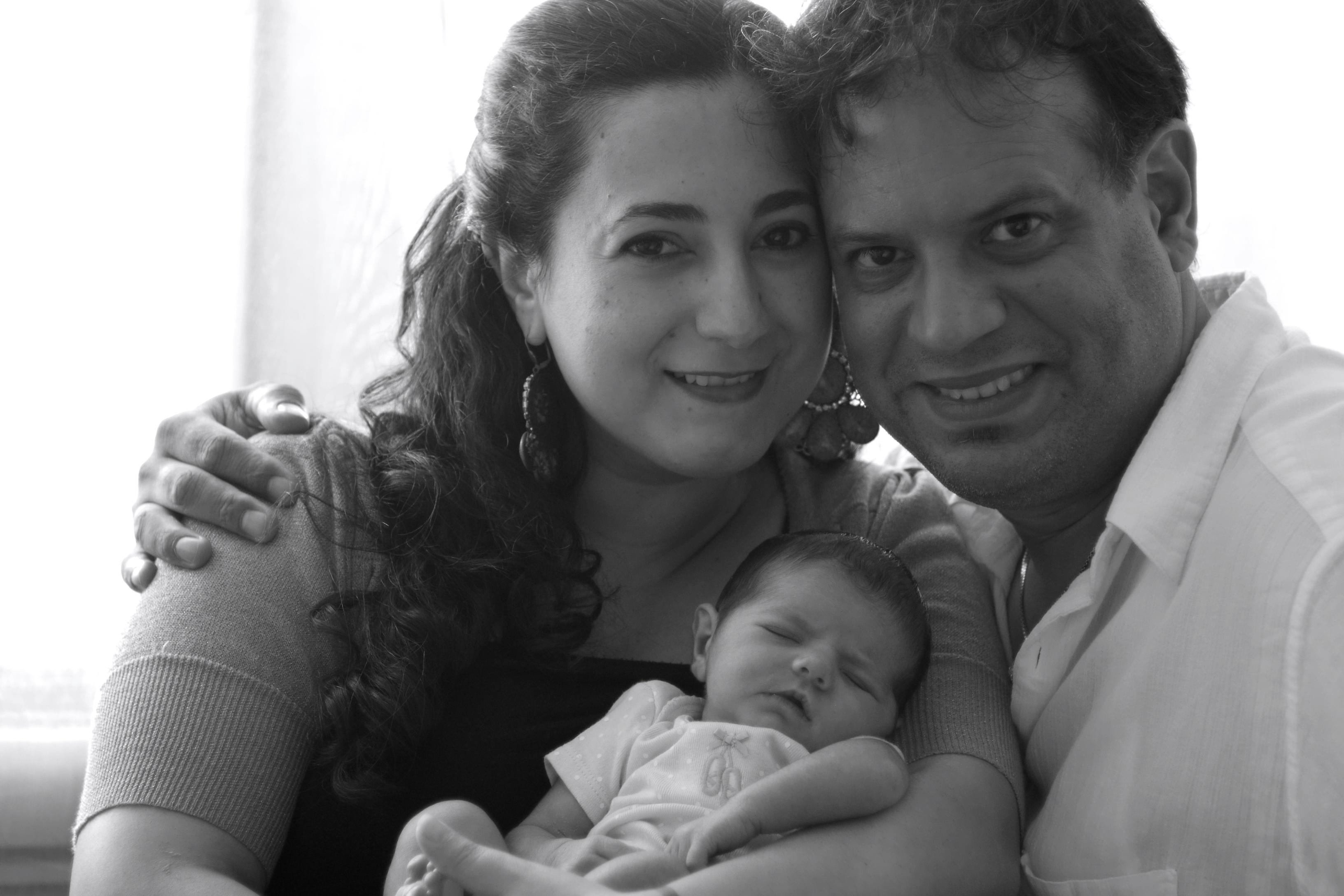 Ruben Dario Cruz II with wife Mariana Buoninconti and baby Felicia Amada Cruz