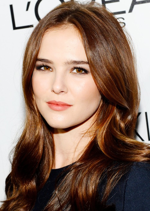 Zoey Deutch