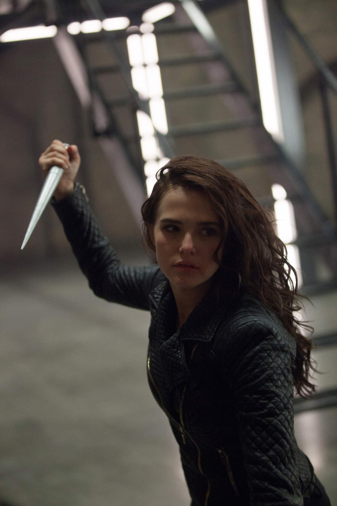 Still of Zoey Deutch in Vampire Academy (2014)