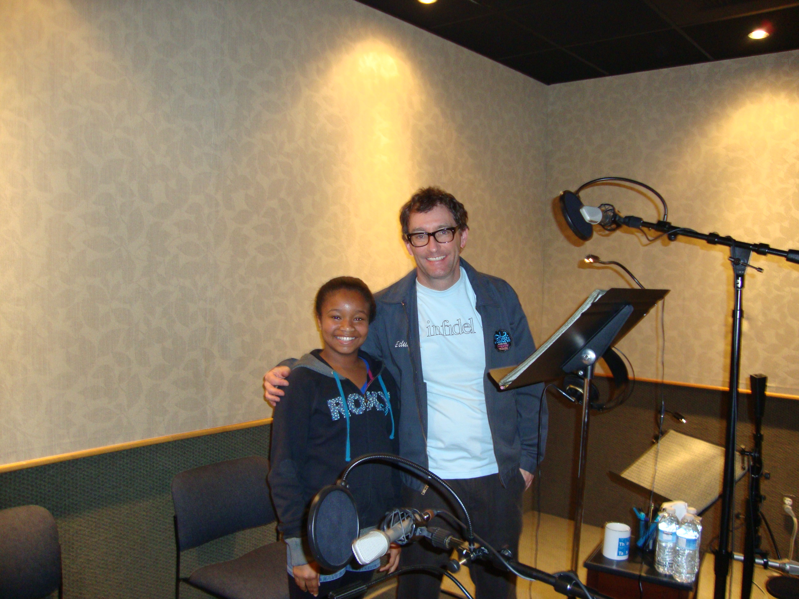 Kiara with Tom Kenny (the voice of SpongeBob) on the set of Doc McStuffins