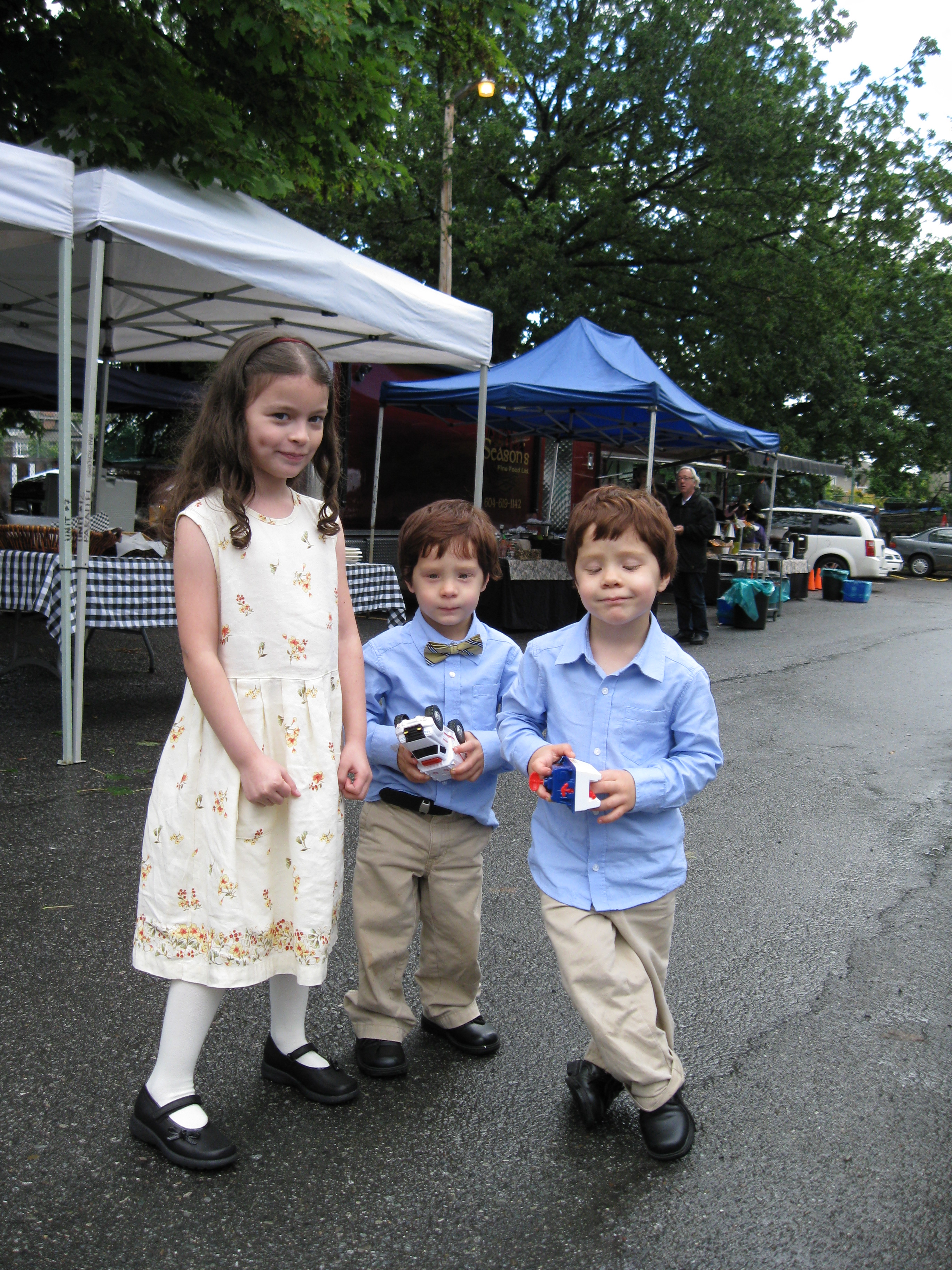 Dalila Bela & the Twins (Owen & Connor Fielding) on the set of 