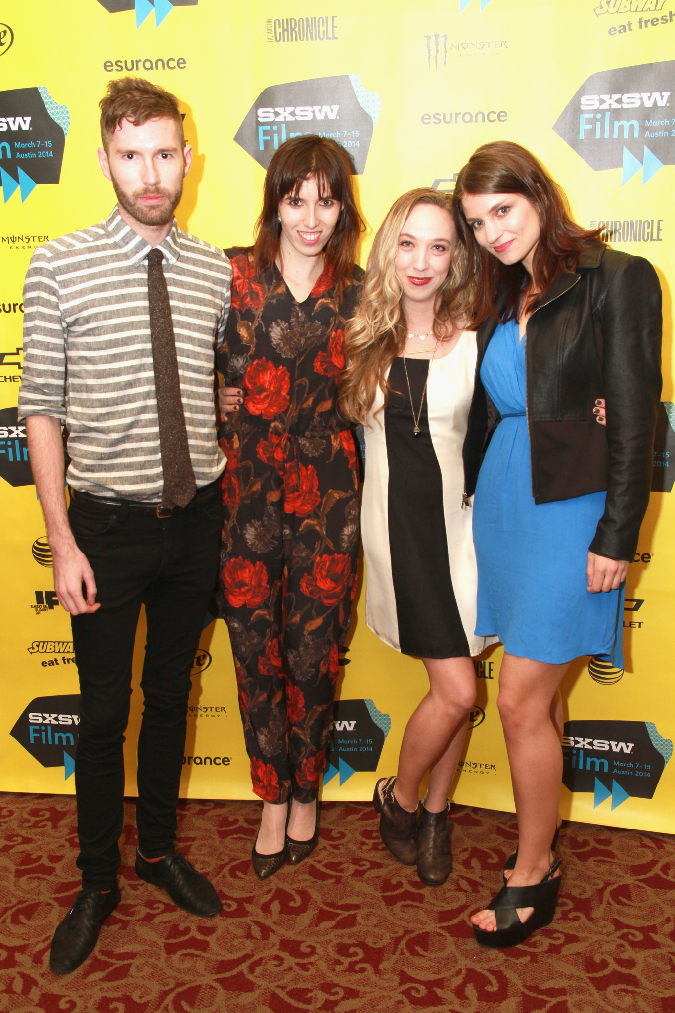 Bridey Elliott, Clare McNulty, Sarah-Violet Bliss and Charles Rogers at event of Fort Tilden (2014)