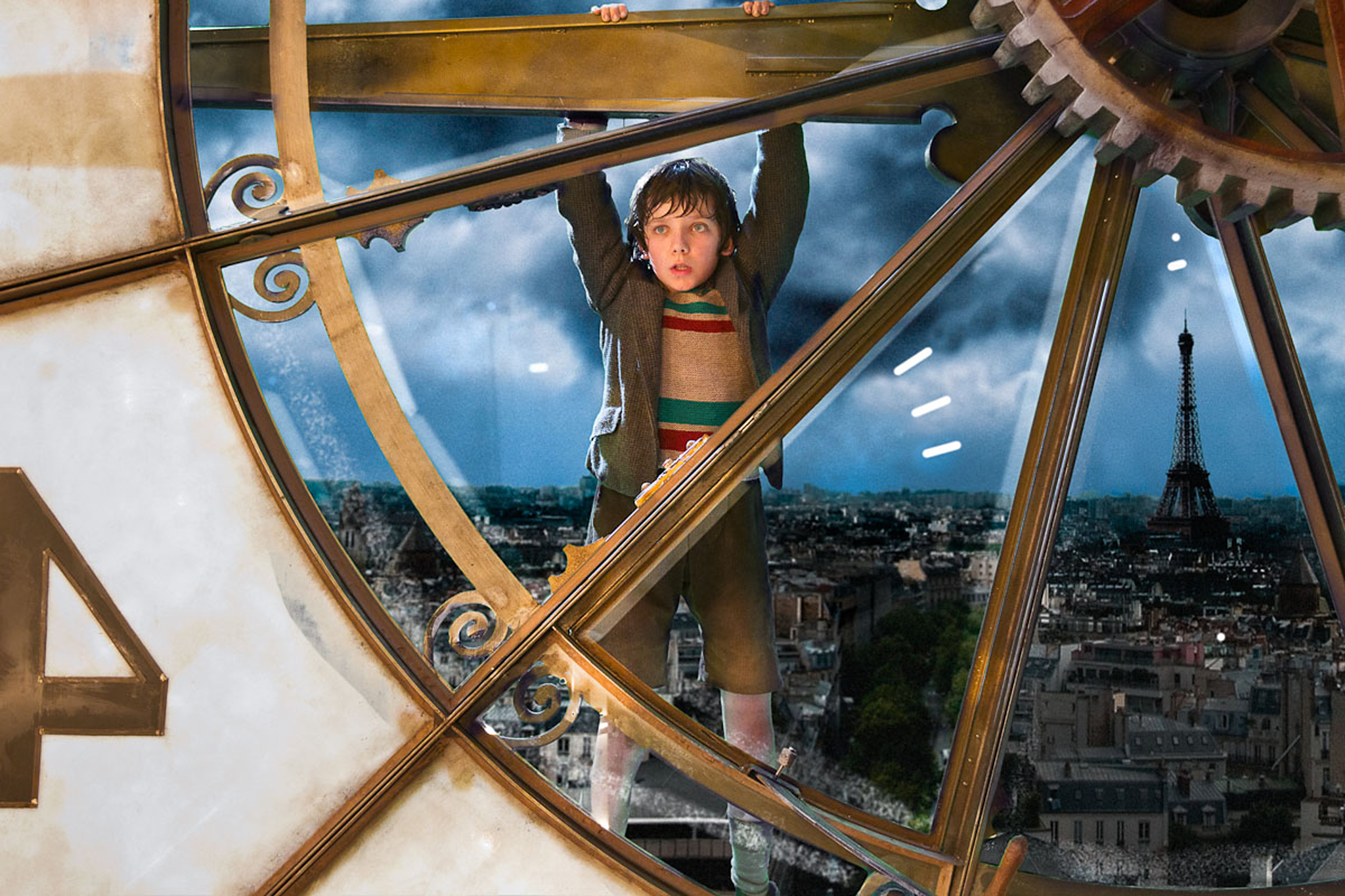 Still of Asa Butterfield in Hugo isradimas (2011)