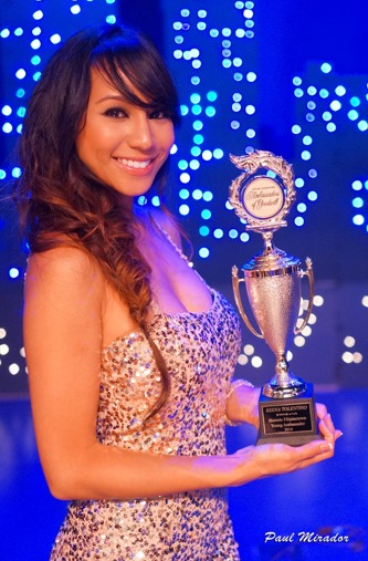 Reena Tolentino receiving the Young Ambassadors Award on June 2014.