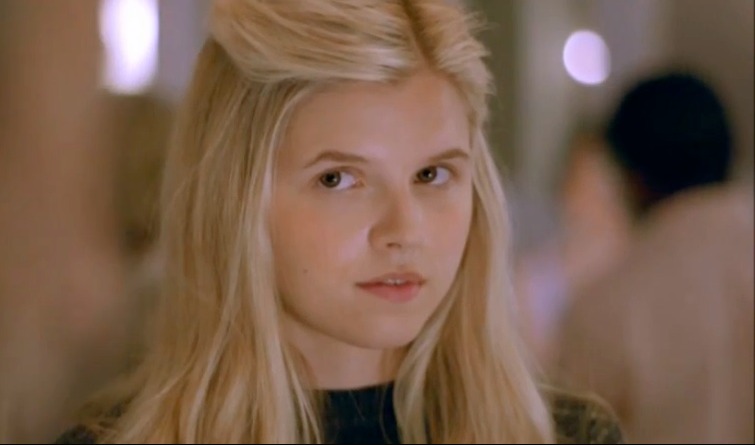 Still of Ana Mulvoy-Ten in The Girl in the Book