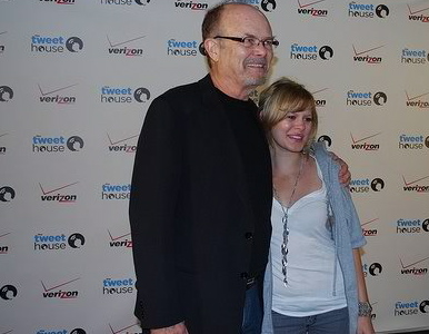 Red carpet with fellow castmate Kurtwood Smith from Neighbors From Hell
