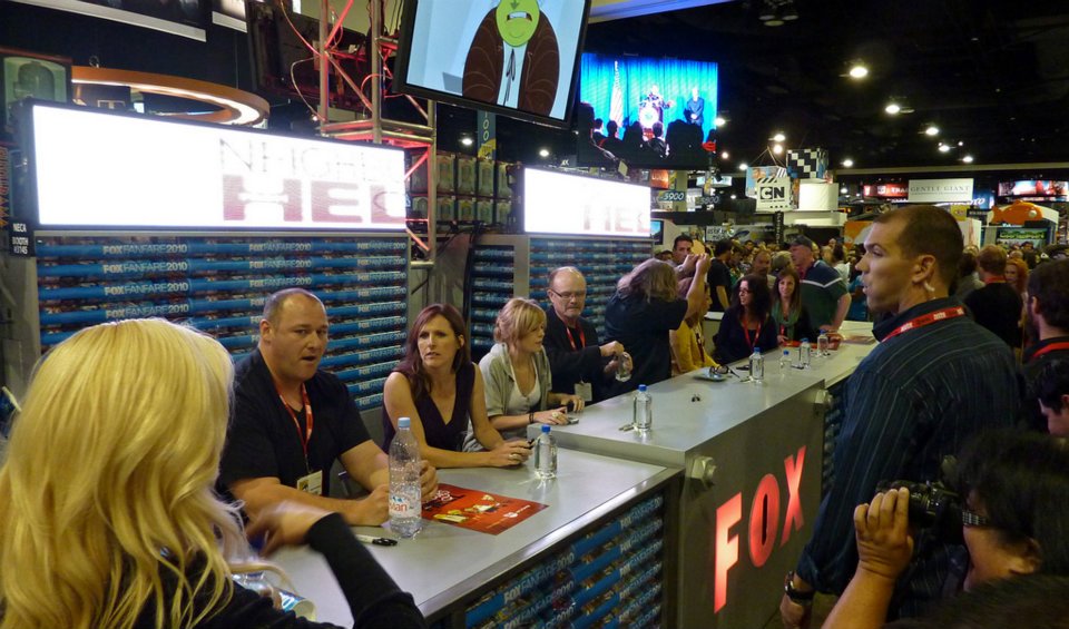 comic con booth for Neighbors From Hell with Will Sasso, Molly Shannon, Tracey Fairaway, Kurtwood Smith and Pam Brady