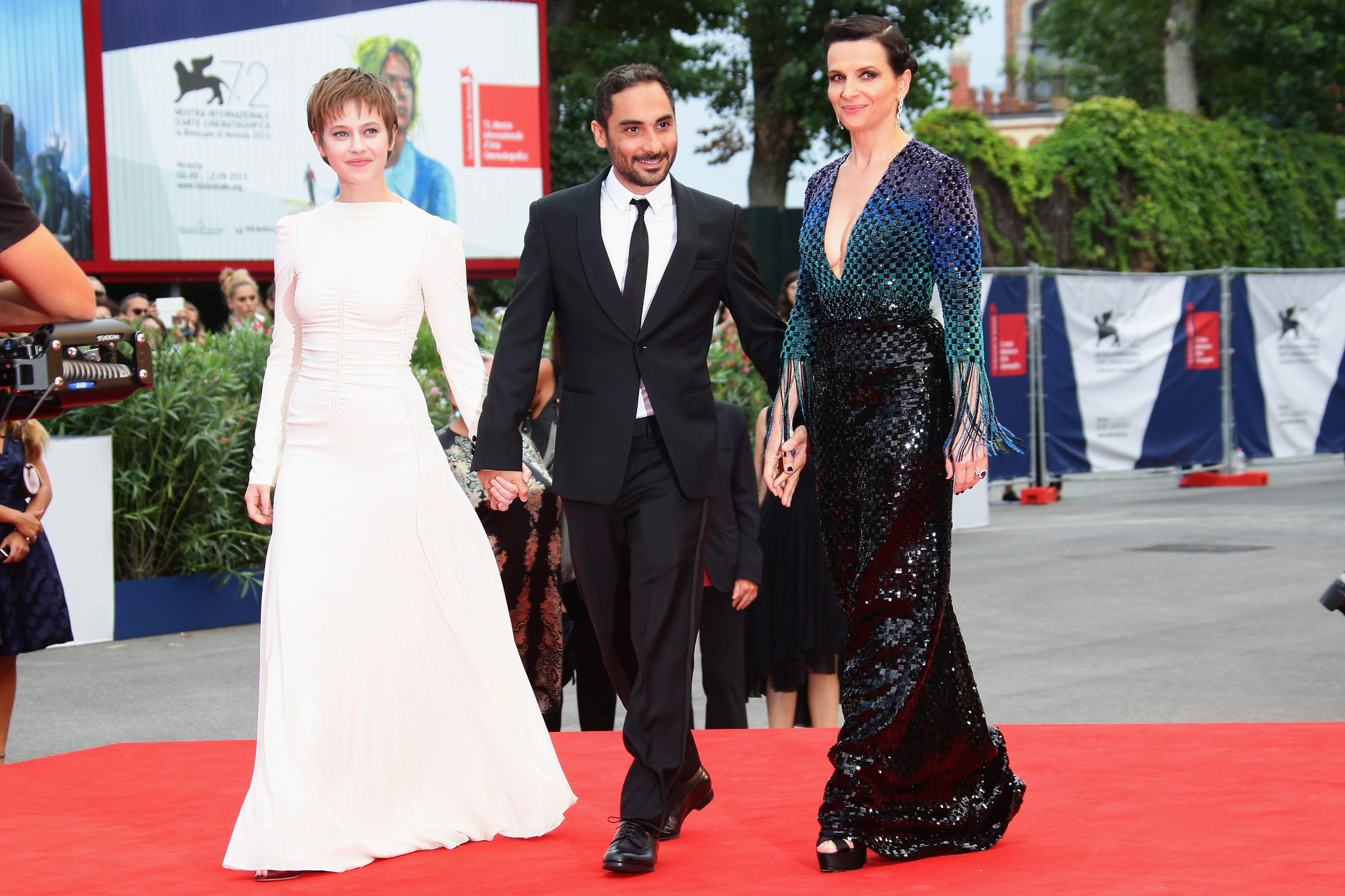 Juliette Binoche, Piero Messina and Lou de Laâge at event of L'attesa (2015)