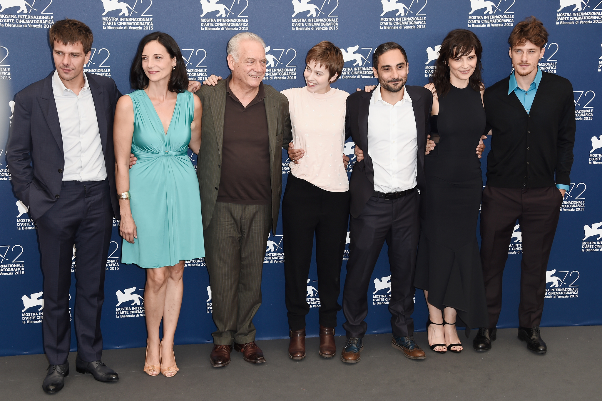 Juliette Binoche, Giorgio Colangeli, Piero Messina, Lou de Laâge, Domenico Diele and Antonio Folletto at event of L'attesa (2015)