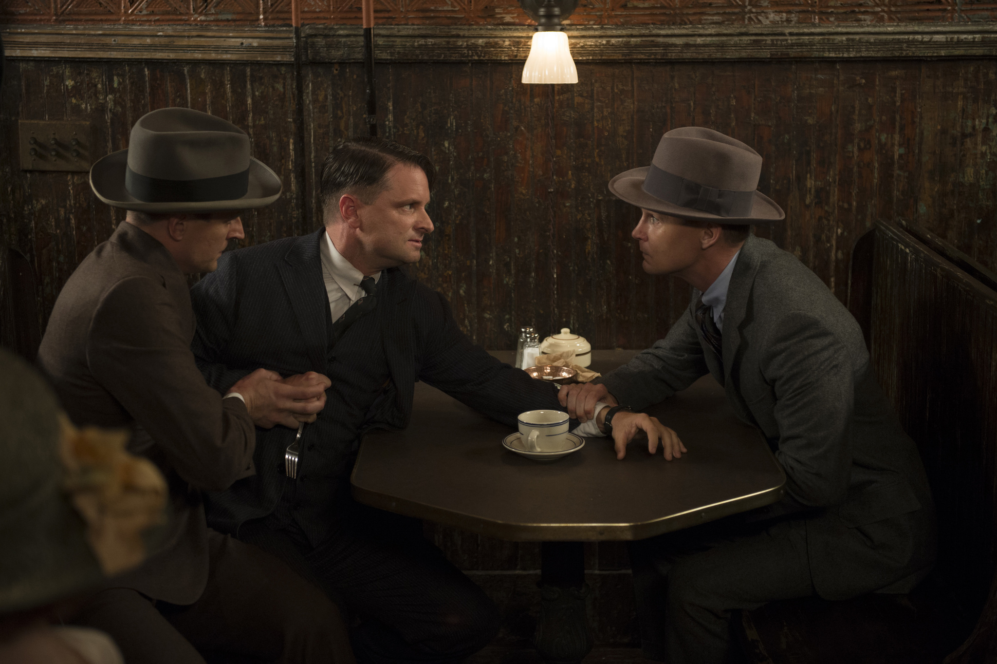 Still of Shea Whigham, Brian Geraghty and Jacob A. Ware in Sausas istatymas: mafijos gimimas (2010)