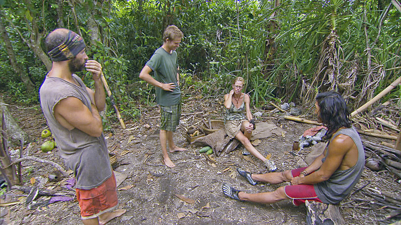 Still of Yung Woo Hwang, Kassandra McQuillen, Spencer Bledsoe and Tony Vlachos in Survivor (2000)