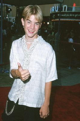David Gallagher at event of Space Cowboys (2000)