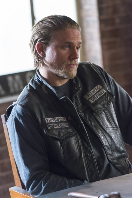 Still of Charlie Hunnam in Sons of Anarchy (2008)