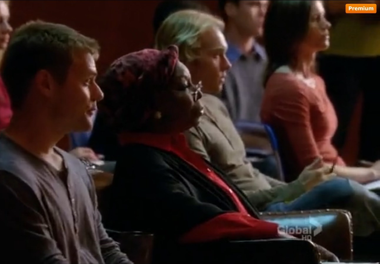 GLEE: S4E1 