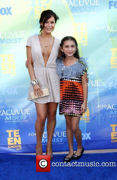 Rowan and Alexa Vega at Teen Choice Awards 2011