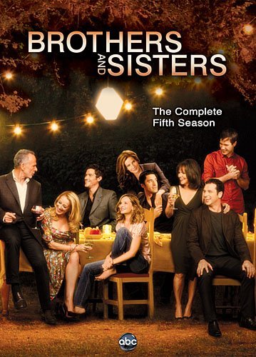 Sally Field, Calista Flockhart, Rachel Griffiths, Matthew Rhys, Ron Rifkin, Patricia Wettig, Dave Annable, Luke Macfarlane and Gilles Marini in Brothers & Sisters (2006)