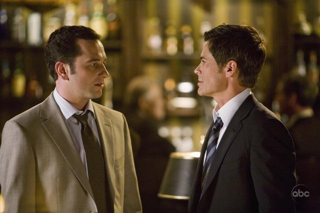 Rob Lowe and Matthew Rhys in Brothers & Sisters (2006)