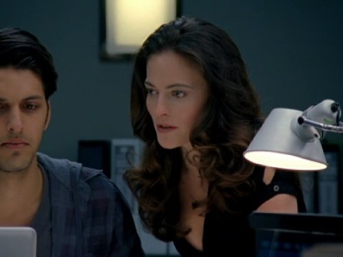 Still of Lara Pulver and Shazad Latif in Spooks (2002)